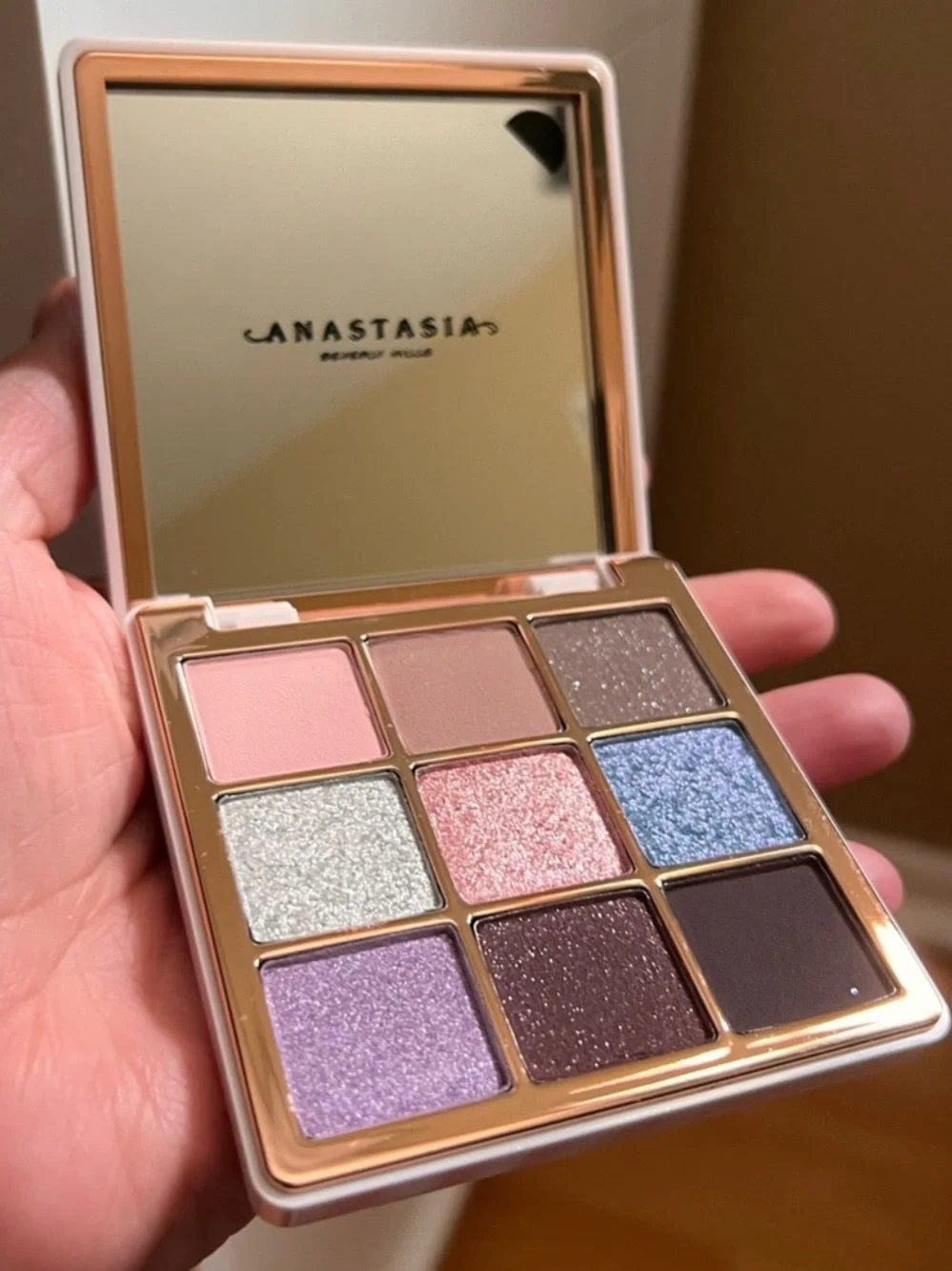 Anastasia Beverly Hills Sugar Eyeshadow Palette -Brand New Never Used.